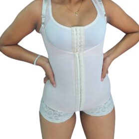 Faja body cachetero de alta compresión para control diario. Faja moldeadora body cachetero con control de cintura y abdomen.