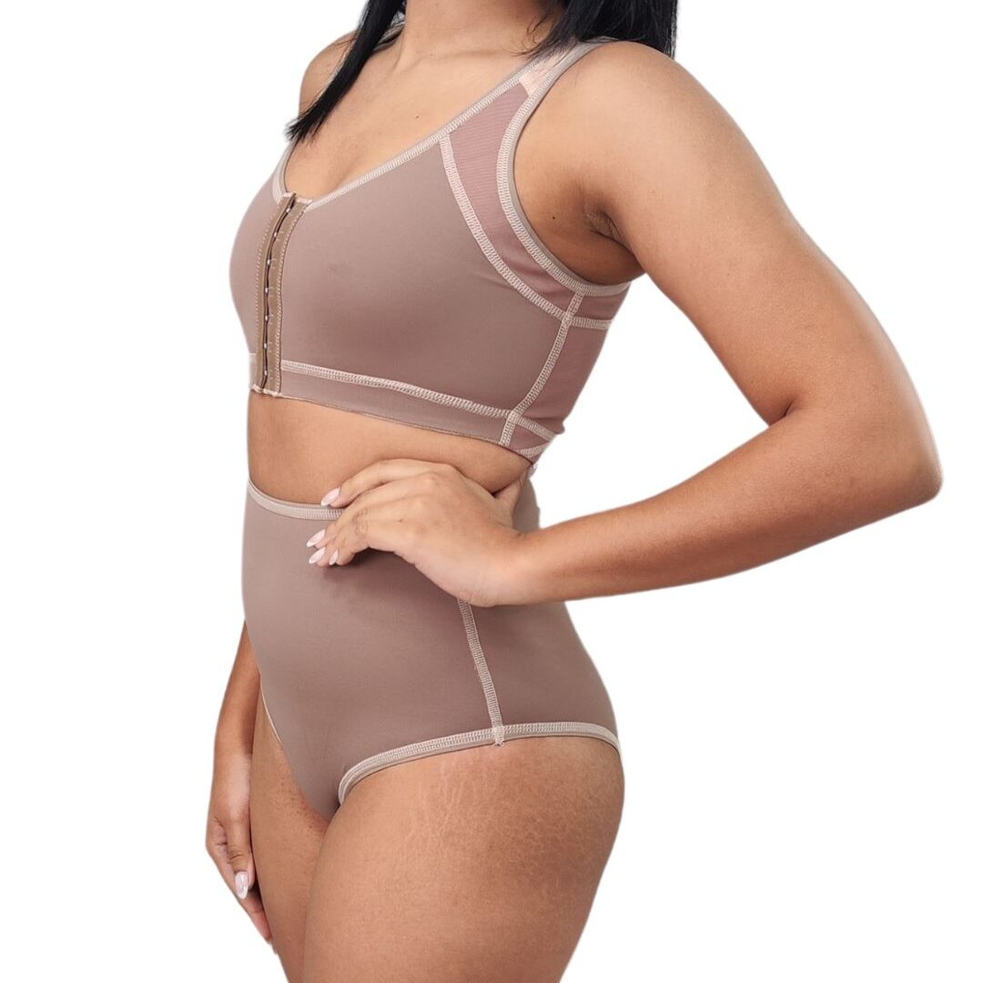 Panty corte alto de licra mediana compresión para uso diario control vientre bajo